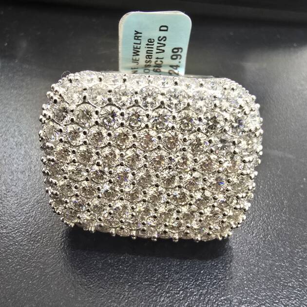 925 Moissanite 16.8 ct VVS d